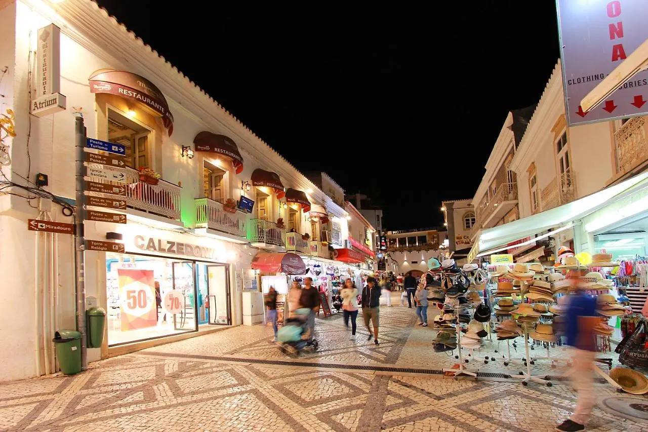Daire Warm Yellow Albufeira